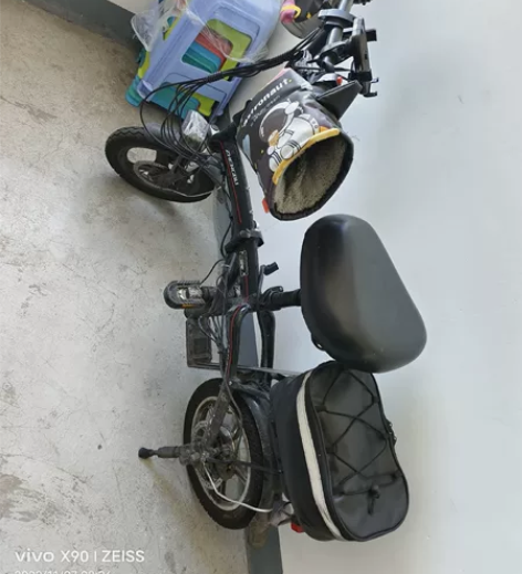 正步折叠电动车，代驾专用。21年7月出厂，...