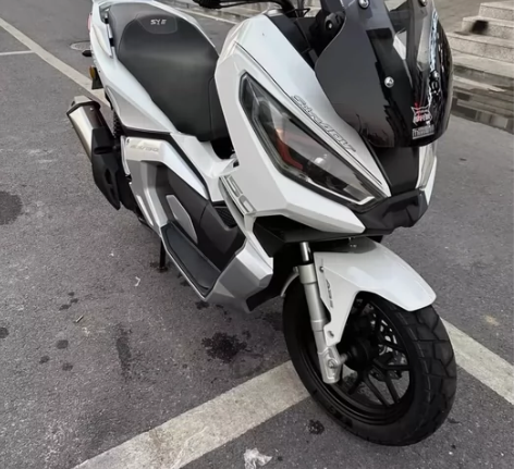 赛博150ADV,车况准新,零瑕疵。22年...