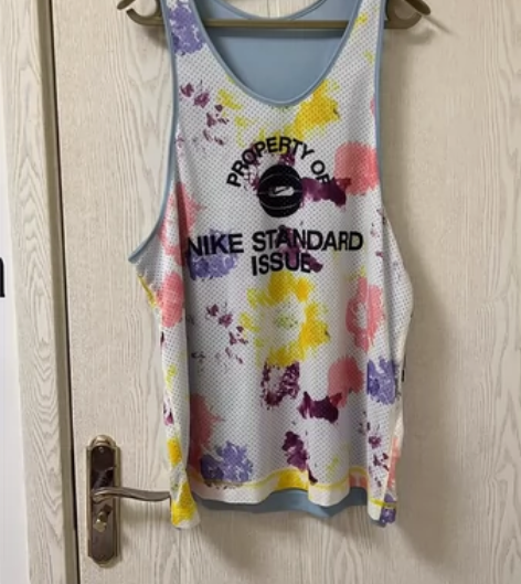 nike耐克字母色块印花篮球背心,跑步背心...