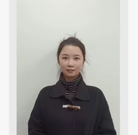 住家育儿嫂 姓名:冯阿姨籍贯:汉族年龄:3...