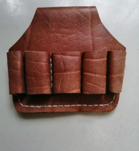 老牛皮工具包,完正没实用过,漂亮 感兴趣的...