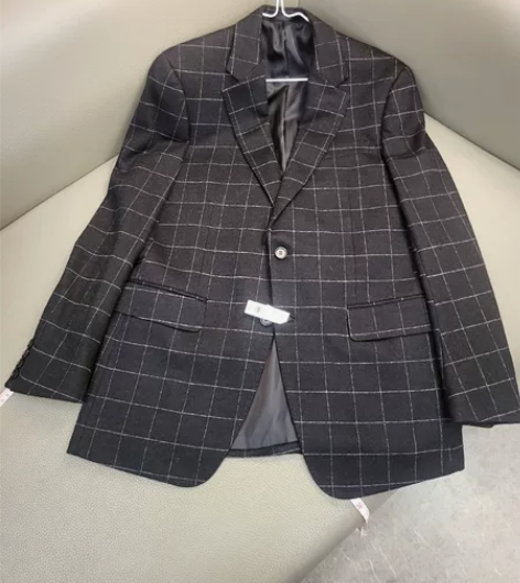 已干洗男士黑色格子西装 偷偷卖,补贴家用 ...