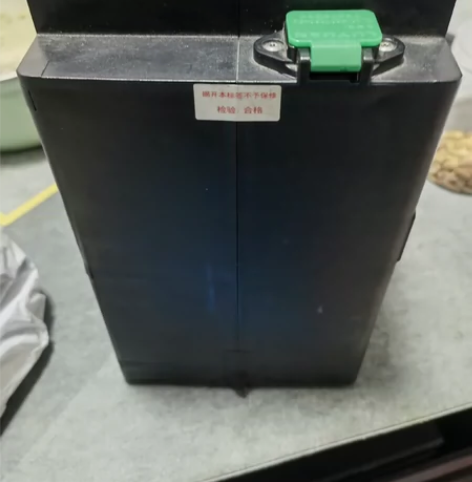 个人闲置48v.24A星恒锂电池,有绿源原...