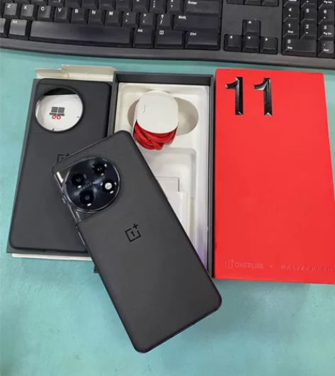 一加11 三网通5G,功能一切完好,不管是...