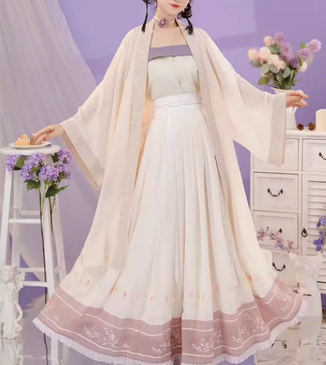 【出租】清梳 芳华 三件套M码,样式如图 ...