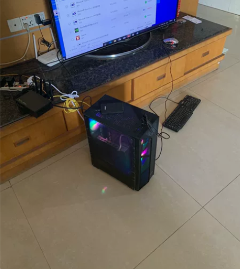 大专和室友不务正业买的电脑,现在毕业出来被...