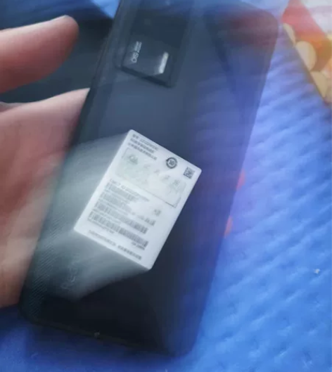 红米k60e 6月份卖的 一点毛病没有带...