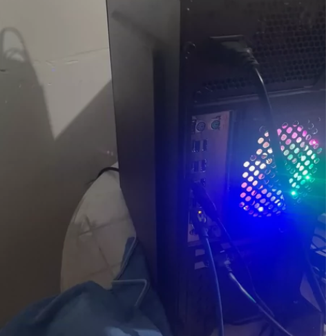 逆世界i7,8700升十二线程/16G/R...