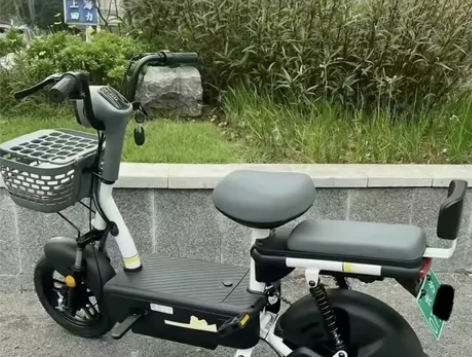 二手电动车雅迪爱玛款式品牌都有 9成新,外...