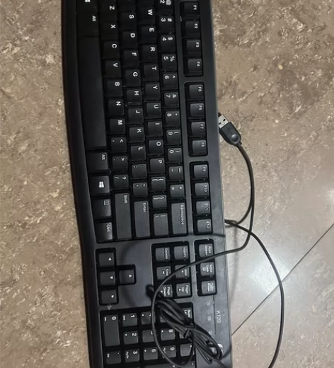 有线电脑键盘 九成新电脑键盘 很好用几乎全...