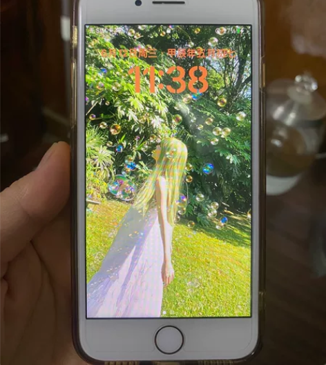 iPhone8 功能流畅,小女生自用,现在...