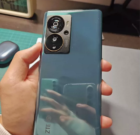 中兴axon40pro，想换一加ace3或...