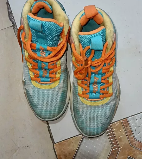 乔丹品牌休闲运动鞋39码,春秋款鞋子完好,...