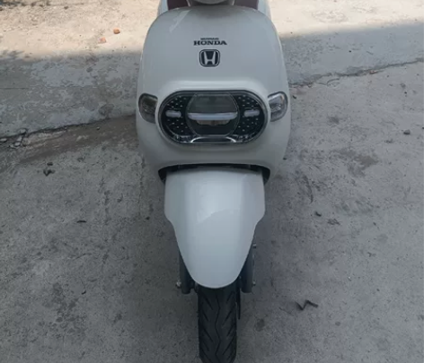 22年本田塔怕100复古踏板摩托车,500...