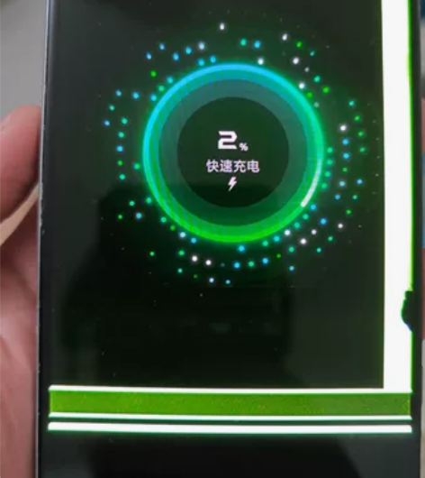 黑鲨3pro,7.1寸大屏手机 屏幕脱胶,...