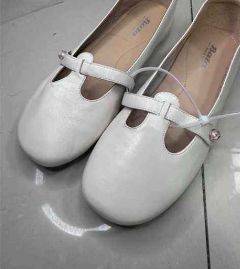 BATA女娃娃鞋 全新37码 上脚超级软超...