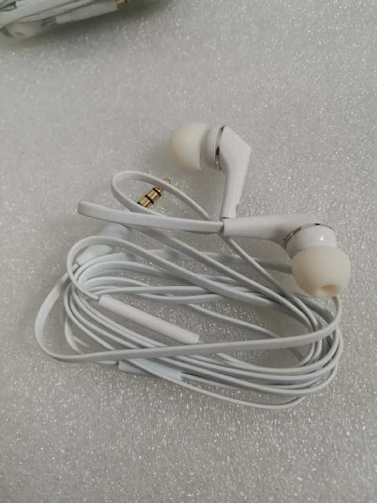 联想耳机,音质挺好的,