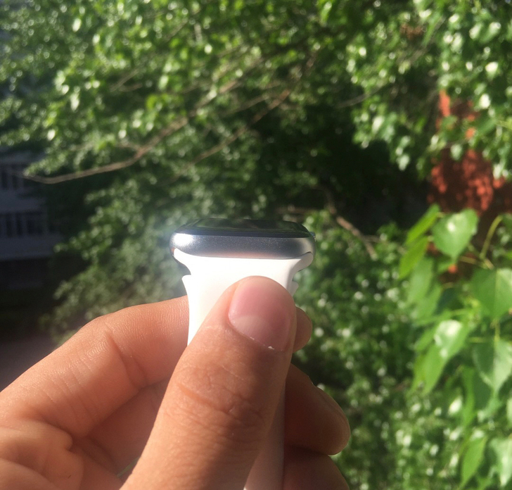 转让闲置:华强北99新白色Apple Wa...