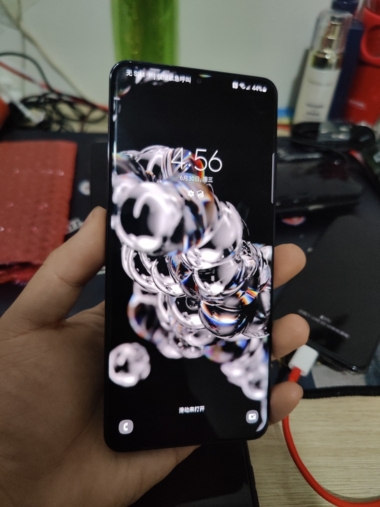 特价出一个三星s20u 美版12+128 ...