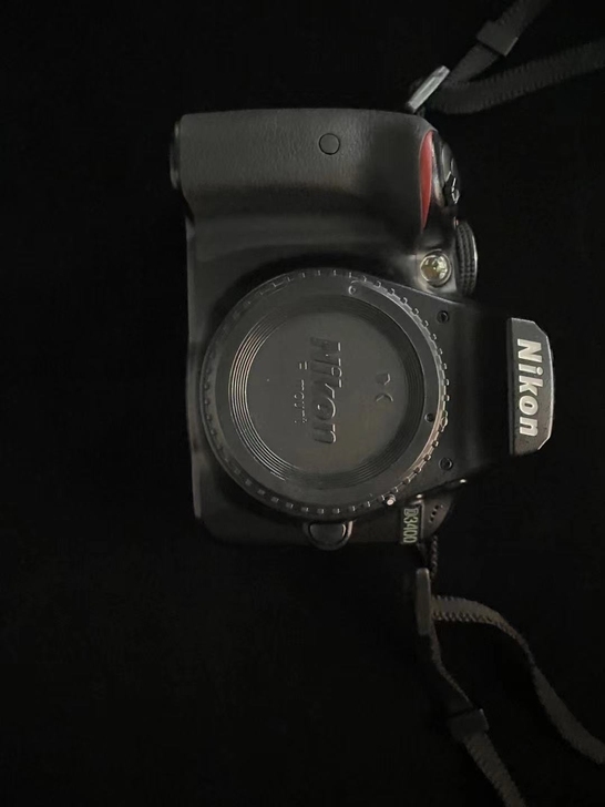 尼康d3400 成色九五新   成色自观，...