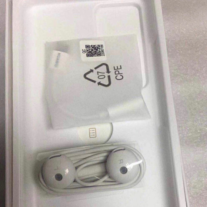 转让一套华为nova7pro原装耳机全新没...