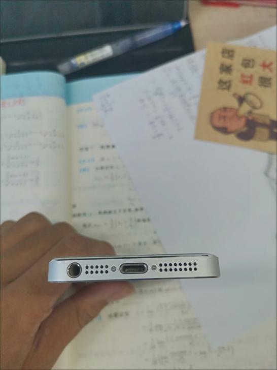 二手Apple/苹果iPhone5s原装国...