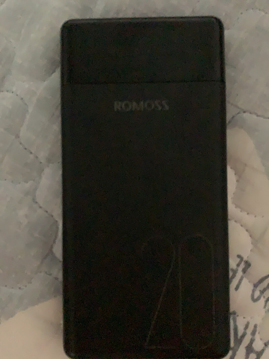罗马仕充电宝