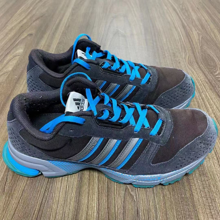 正品41码阿迪达斯Adidas休闲运动鞋