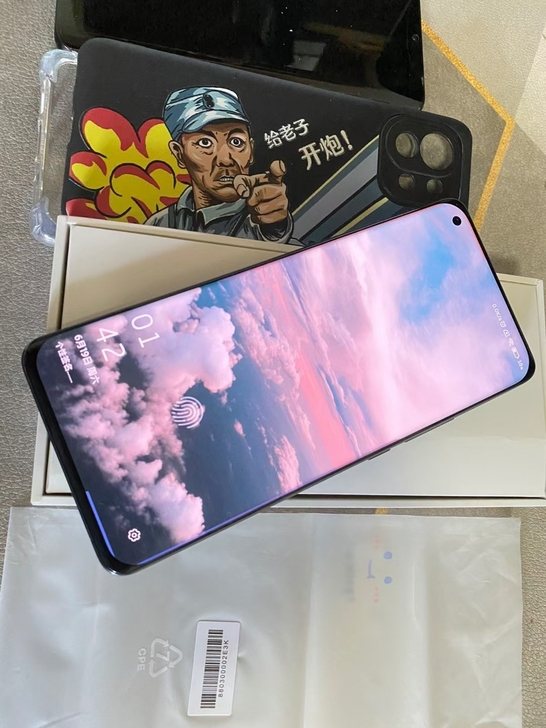 小米11 8+128磨砂黑，骁龙888顶级...
