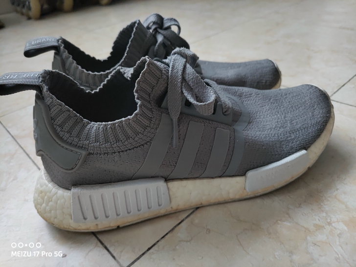 阿迪达斯nmd