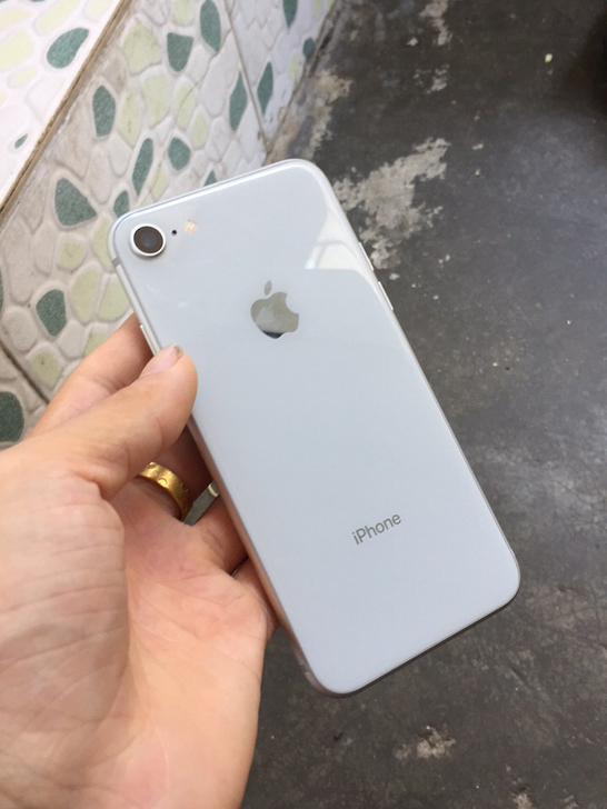 苹果8代爱思全绿全原装无拆无修，靓机64g...
