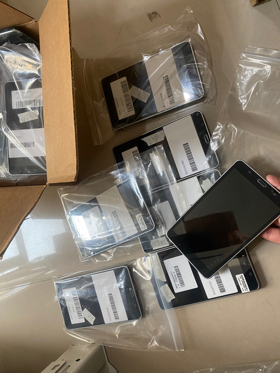宝马新款7系 5系 后排平板  iPad ...