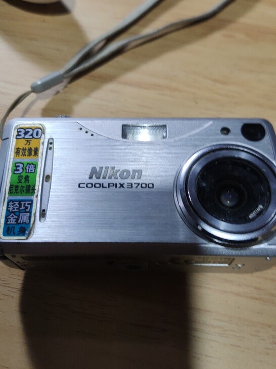 尼康ccd Nikon coolpix37...