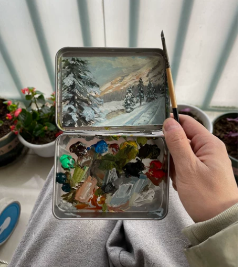 手绘油画铁盒里的油画 不含铁盒 感兴趣的...