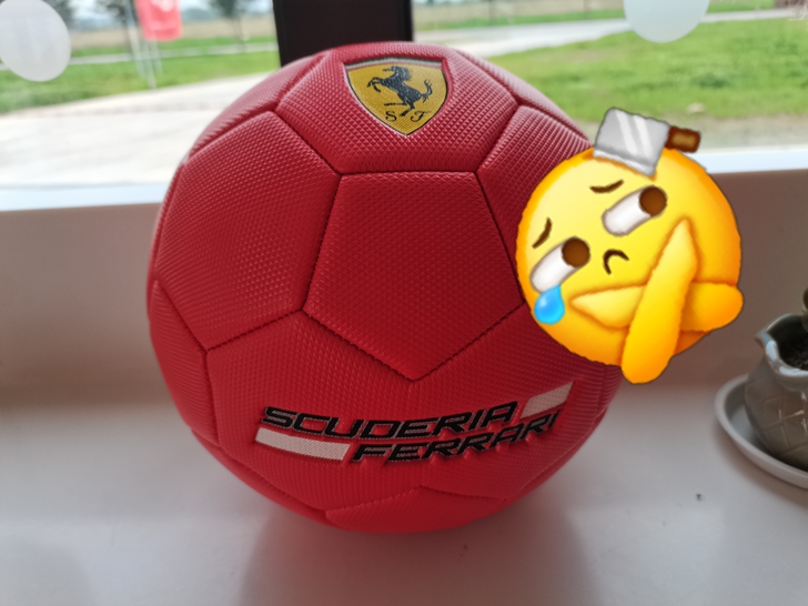 全新正版法拉利5号足球，法拉利5号车缝足球...