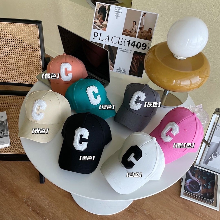 celine同款字母C标棒球帽.