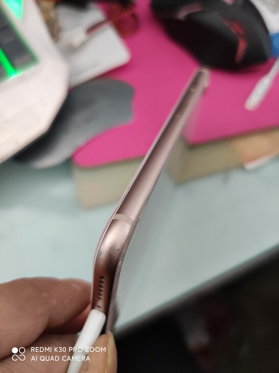 苹果8国行64G.无锁无id.如图,后换的...