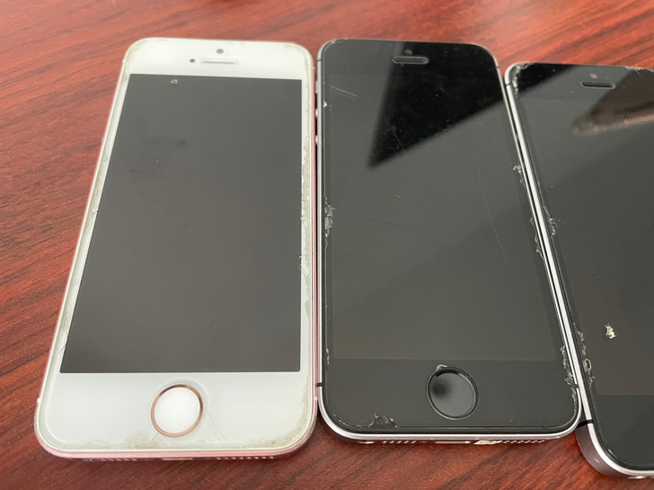 闲置iphonese一代成色看图打包出了,...