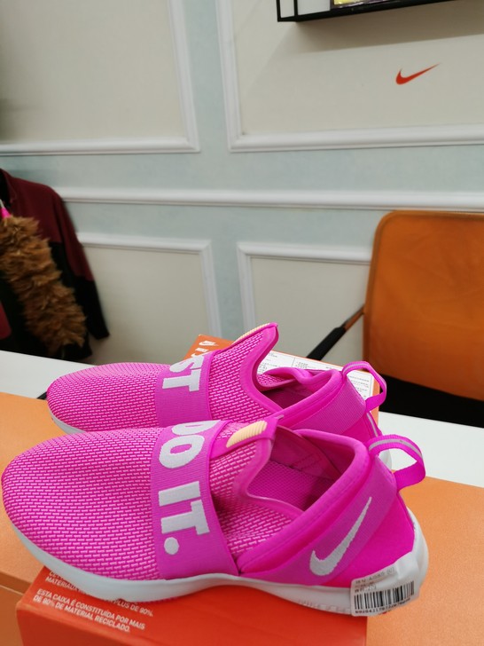 闲置库存Nike Flex Motion ...