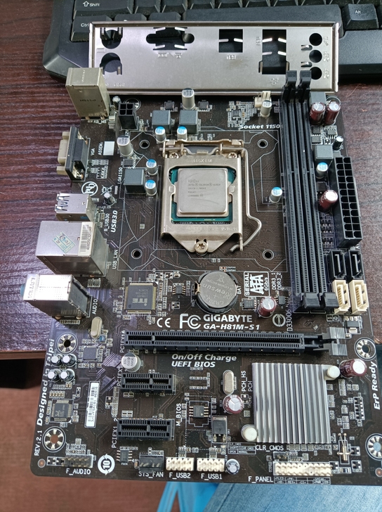 电脑升级留下来的CPU+主板，G1820四...