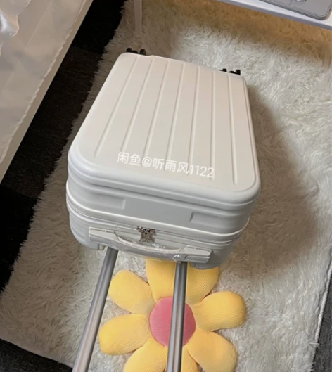 亏本出几十个全新的行李箱女学生拉杆箱密码箱...