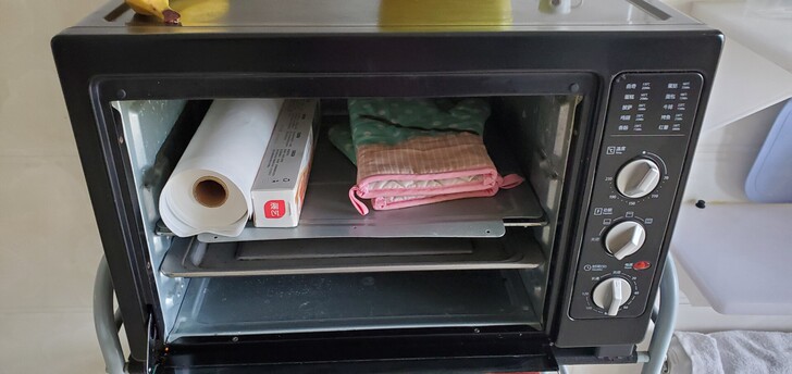 美的烤箱,如图所示,有使用痕迹,279京东...