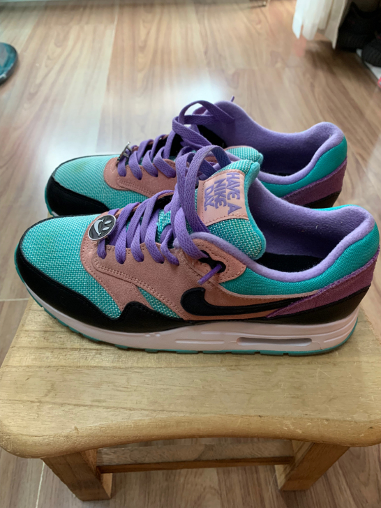 NIKE AIR MAX 1 笑脸 运动跑鞋