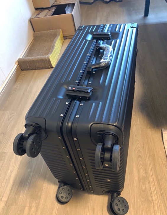 【超市合同到期】特价出售旅行箱行李箱小型铝...