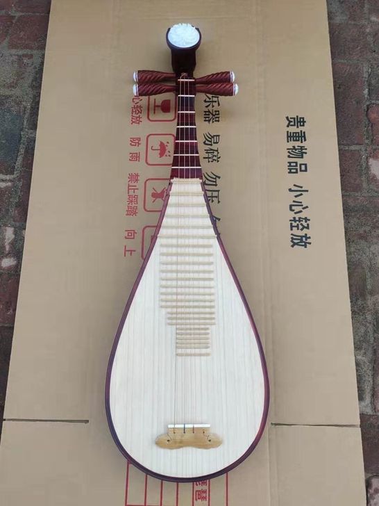 处理一把红花梨木上漆琵琶，红花梨木整块背板...