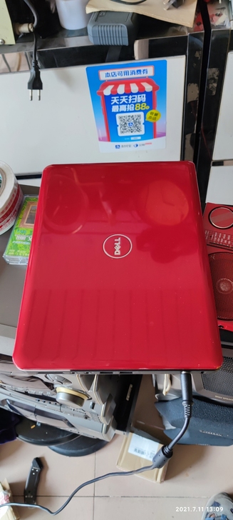 戴尔P03T上网本。