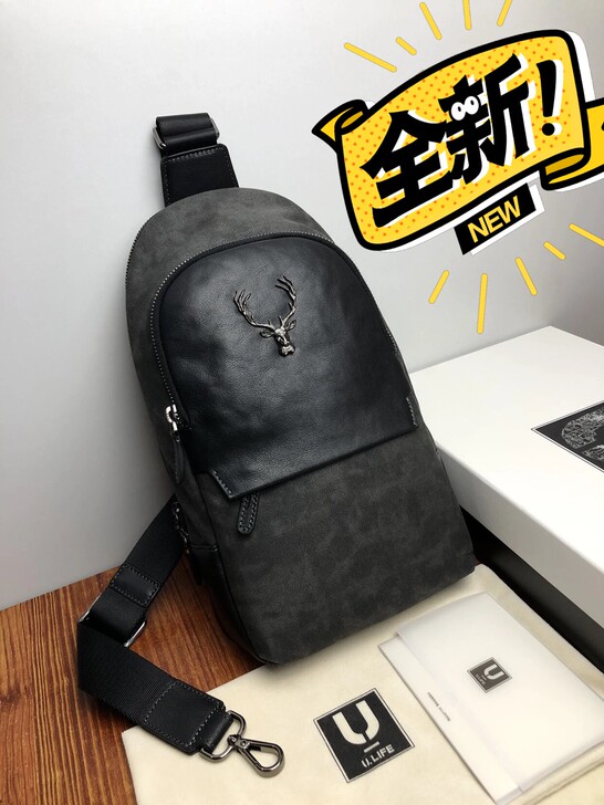 【全新赔本价处理】男士胸包真皮斜挎包大容量...