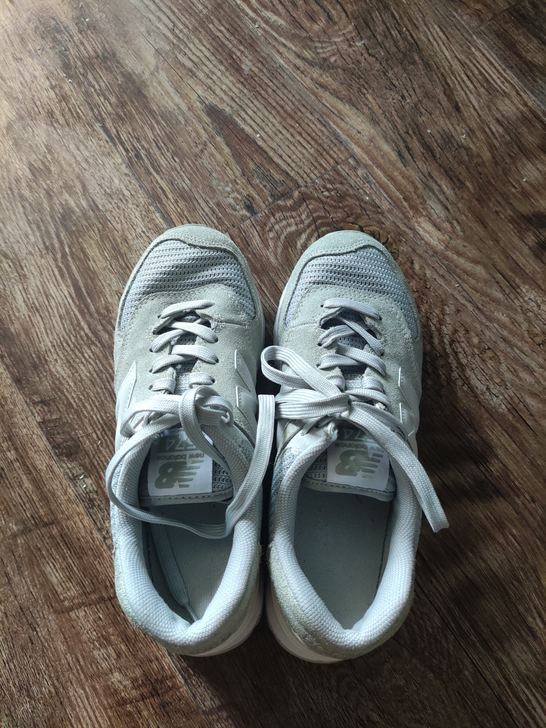 新百伦New Balance 574。 3...