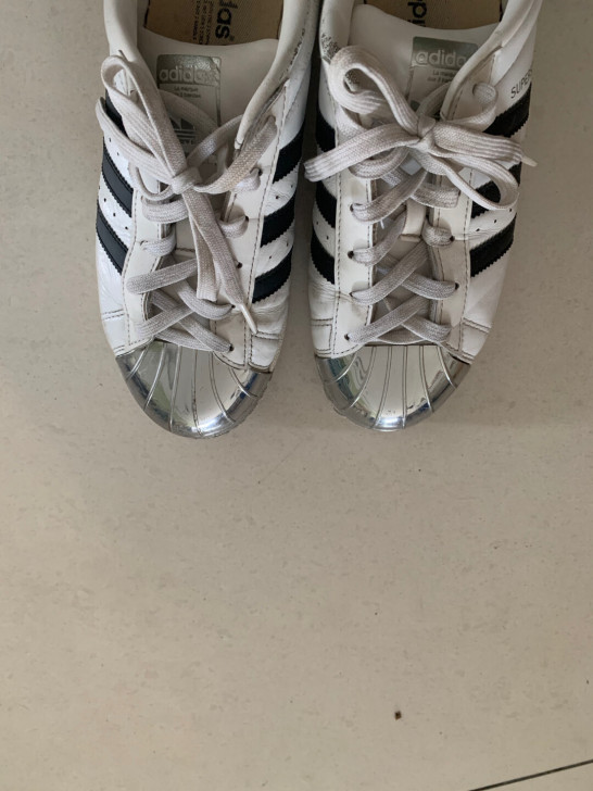 阿迪达斯Adidas三叶草银色贝壳头 38码