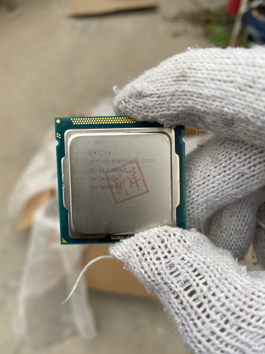 拆机g2020cpu处理器。70片左右